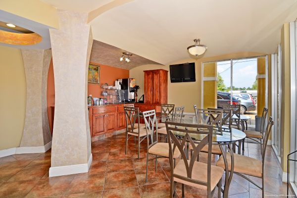 Americas Best Value Inn (Alexandria)